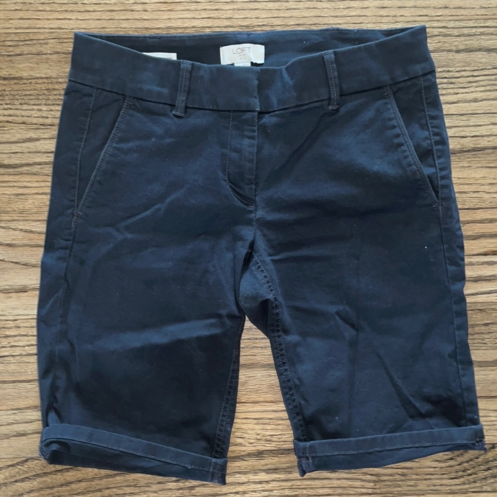 Dark grey Loft outlet bermuda roll shorts size 2P